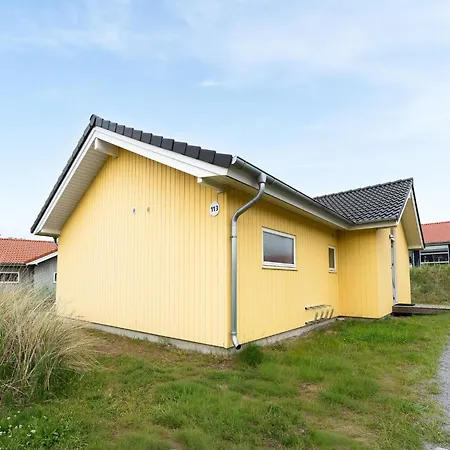 Grossenbroder Familienaufenthalt Fuer 10 Personen بيت للعطل Großenbrode